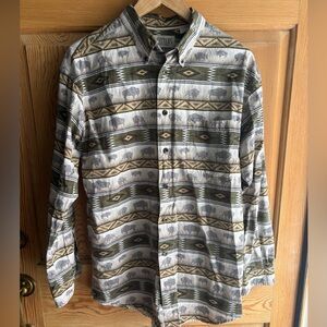 Roundtree & Yorke Buffalo Print Shirt in Green and Tan